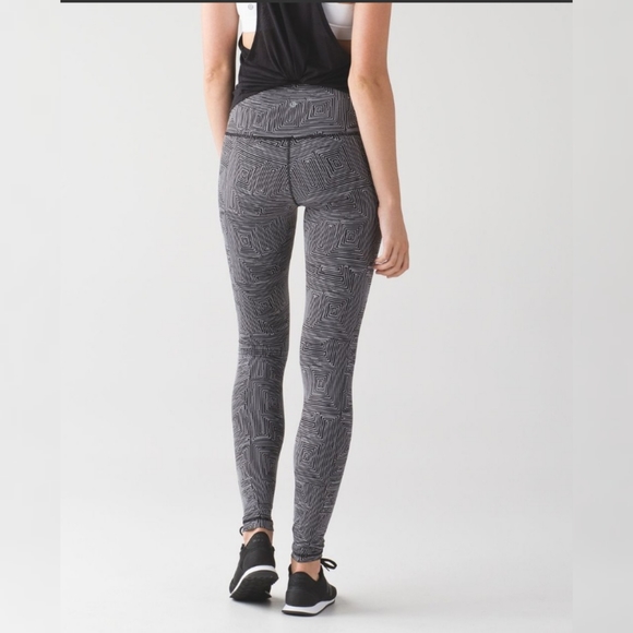 Lululemon Wunder Under Pant (Hi-Rise) - Picture 5 of 16